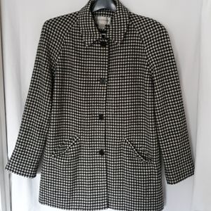 Evan - Picone Woman Blazer Size L.